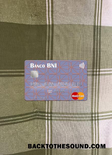 İndir Angola Banco de Negócios Internacional Mastercard foto-görünüm Ön Örnek örnek