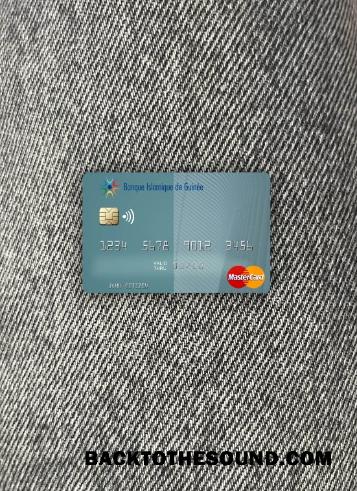 İndir Gine Banque Islmaique de Guinée Mastercard foto-görünüm Ön Örnek ön izleme