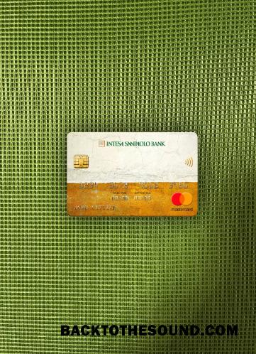 İndir Slovenya Intesa Sanpaolo Banka, Poslovalnica Koper Banka Mastercard foto-görünüm Ön Örnek tasarım